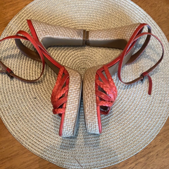 Carlos by Carlos Santana red espadrille platform heels - Picture 4 of 7